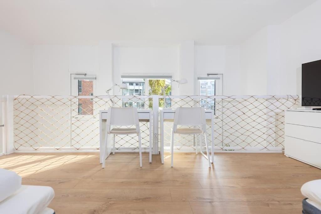 Apartment Zentrales Gallerie-loft Alexanderplatz *